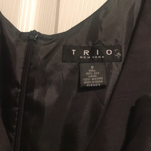 🔥WARDROBE STAPLE LBD 🔥100% Silk Black Dress - Picture 2 of 2